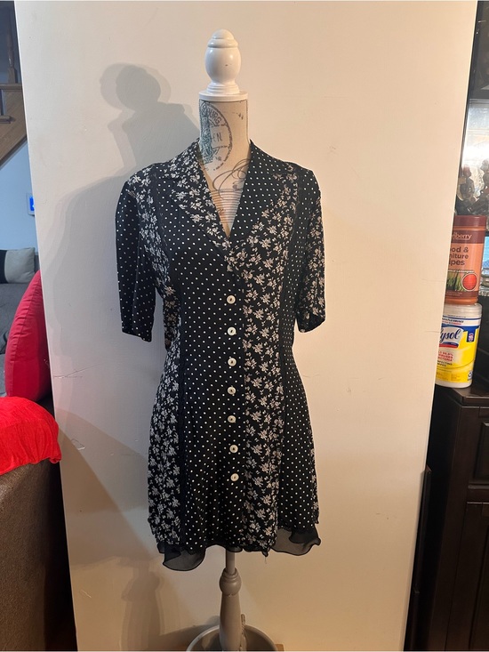 Gala Blanc Dresses & Skirts - Gala Blanc Black and White Mixed-Print Button-Front Mini Dress